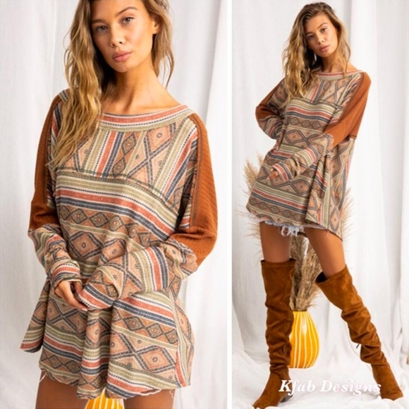 BOHO TEXTURED AZTEC DOLMAN TUNIC - Picture 6 of 9